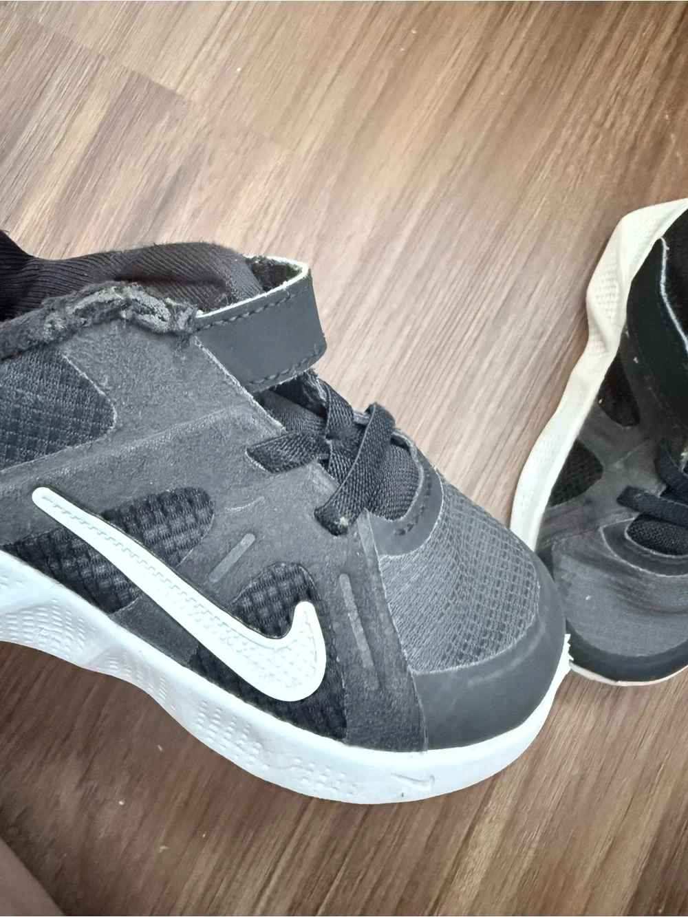 Nike lightweight kids